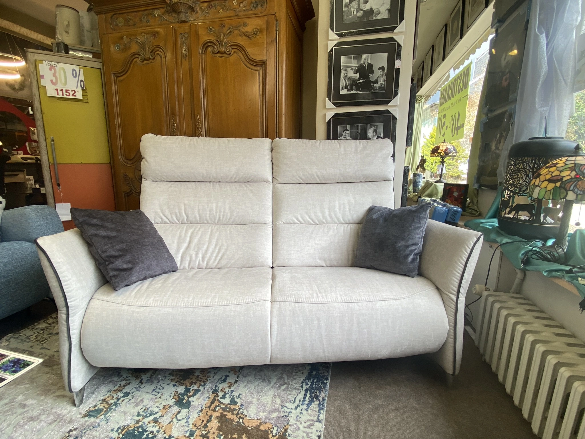 Canapé contemporain 2
